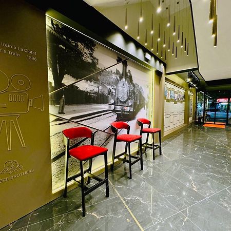 Lumiere Hotel Belgrado Buitenkant foto