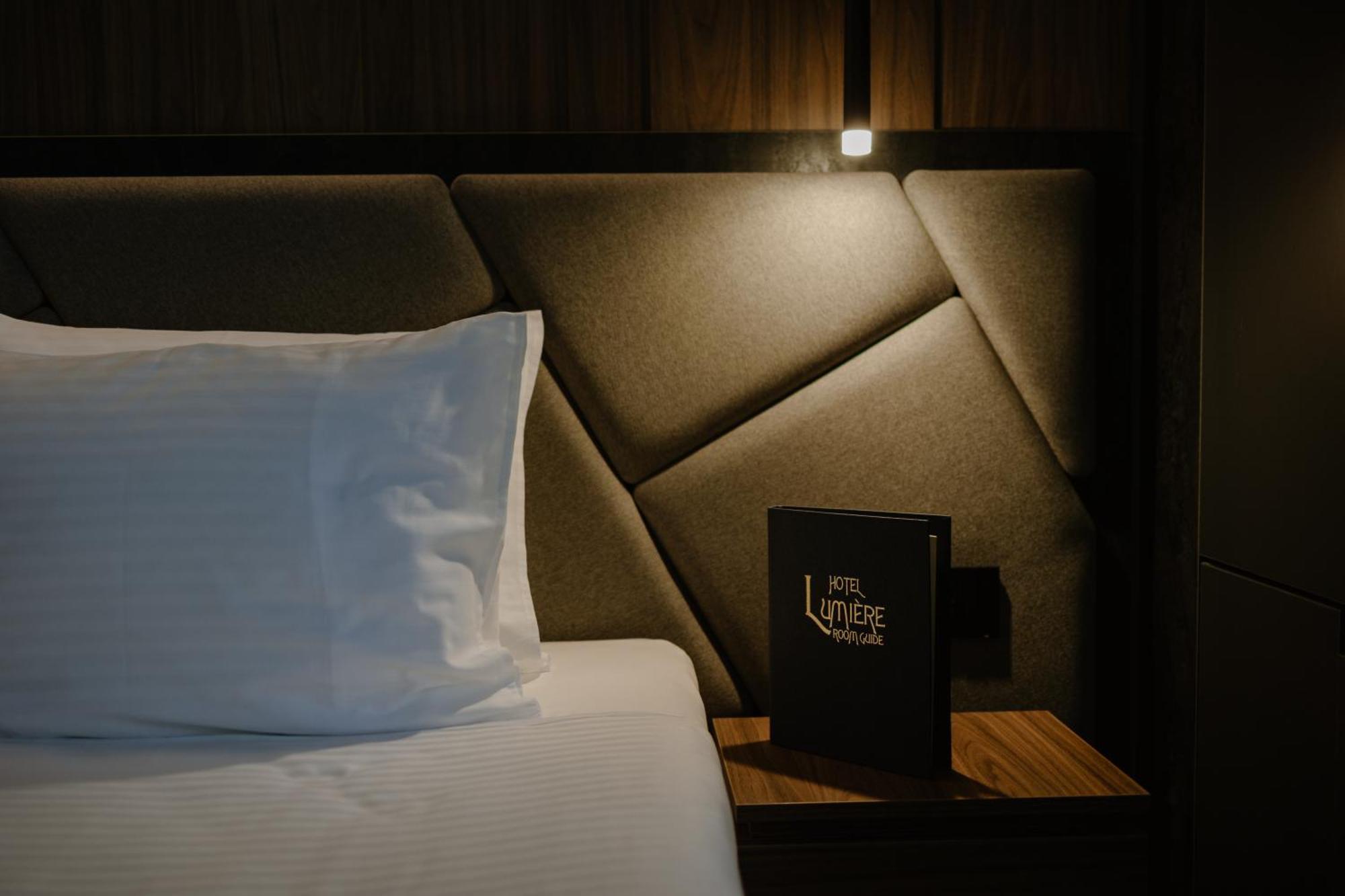 Lumiere Hotel Belgrado Buitenkant foto