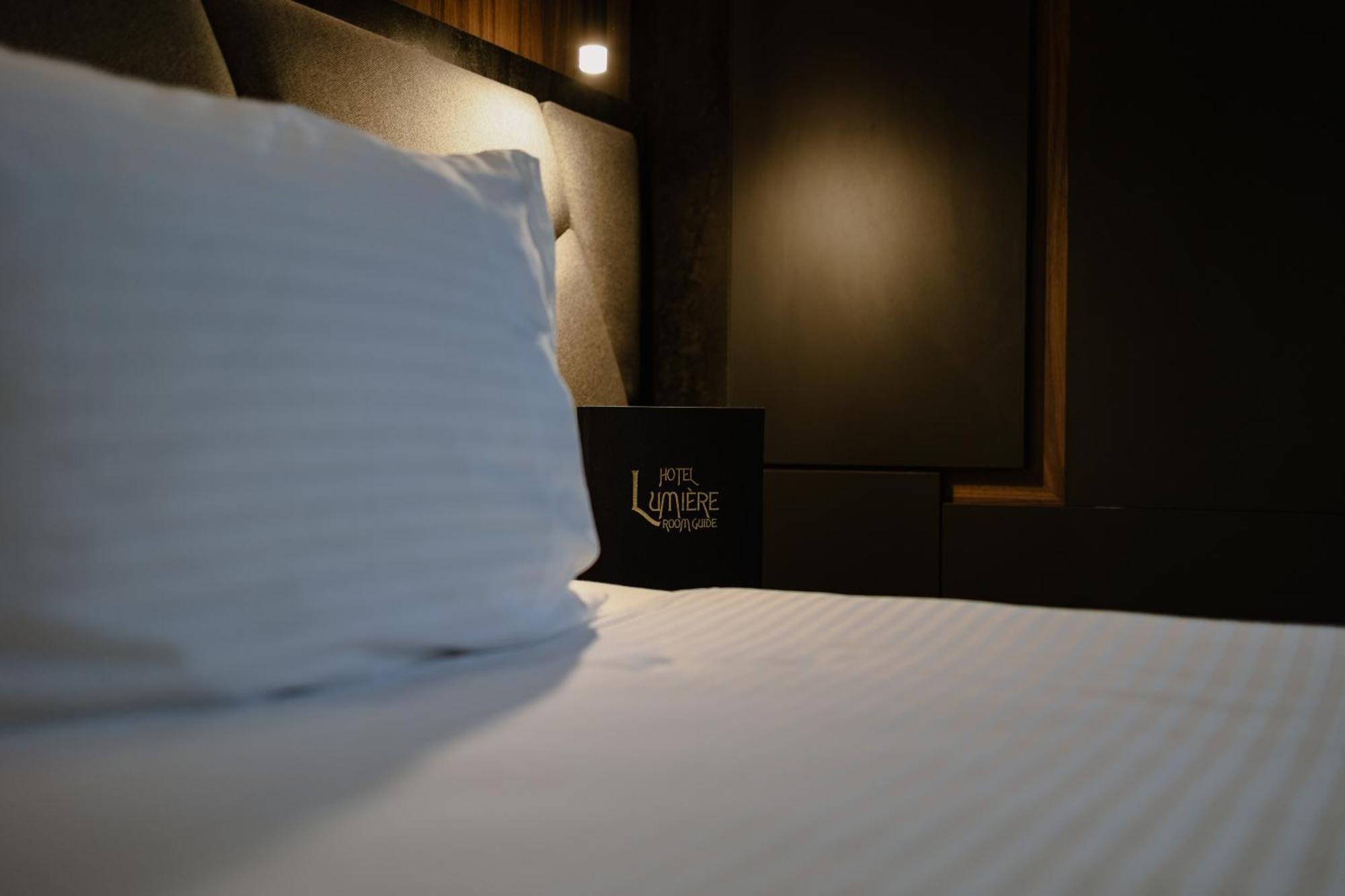 Lumiere Hotel Belgrado Buitenkant foto
