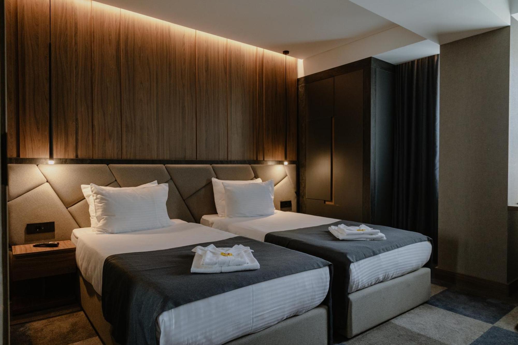 Lumiere Hotel Belgrado Buitenkant foto